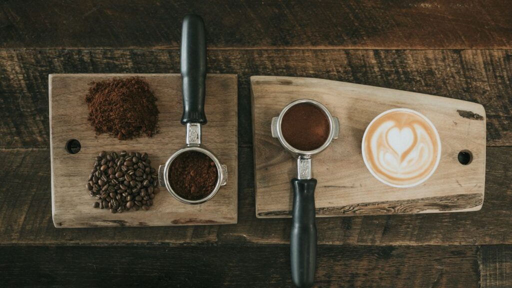 Mesa de preparo de café