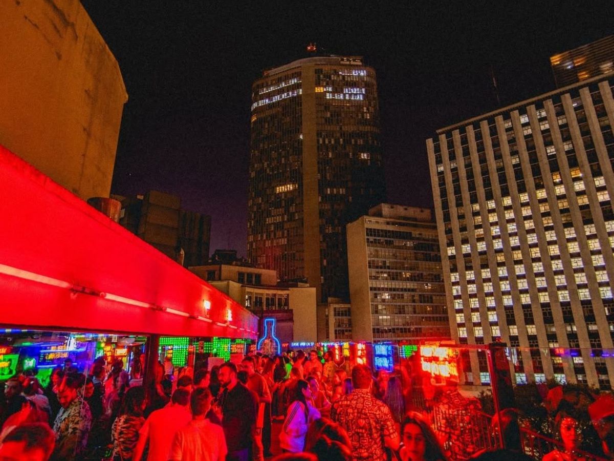 Festa na balada Tokyo em SP