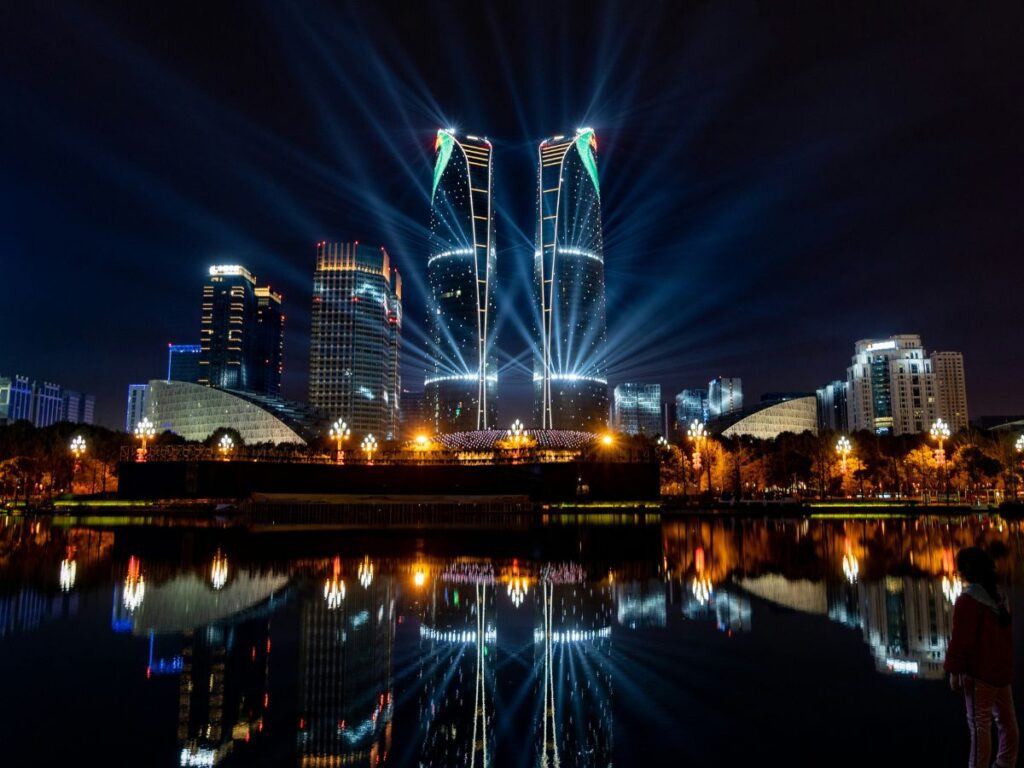 Detalhes da noite de Chengdu, na China