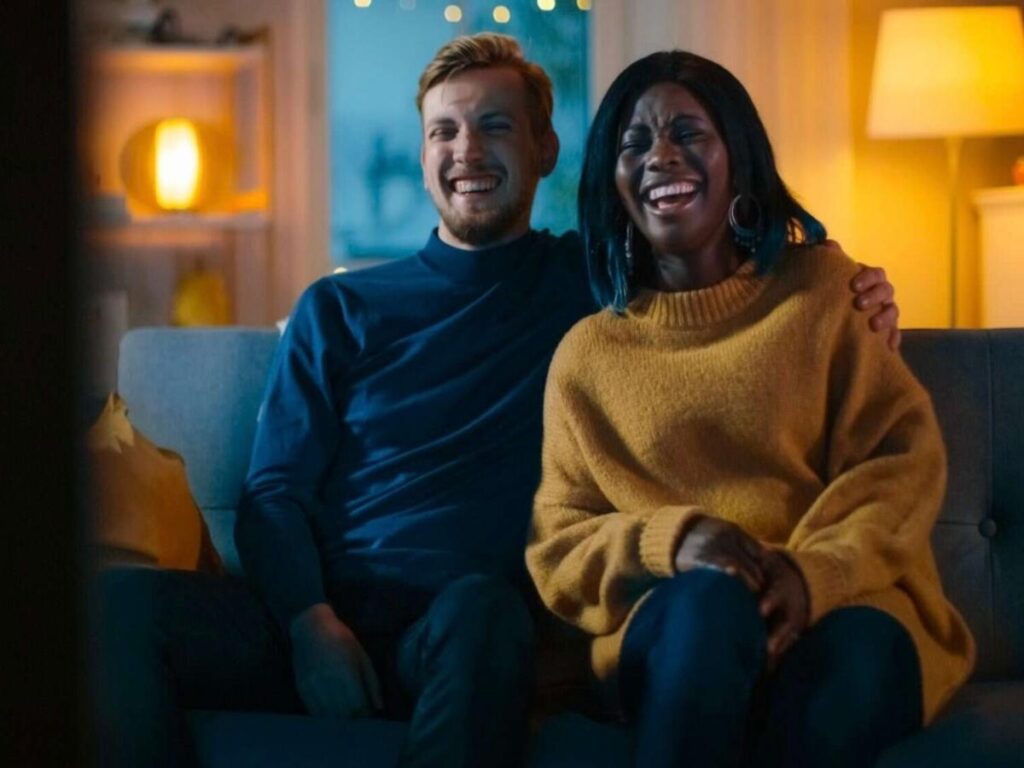 Imagem colorida de casal