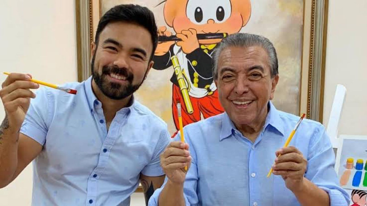 Maurício de Sousa Mauro Sousa ao lado do pai Maurício de Sousa, em um estúdio de desenho