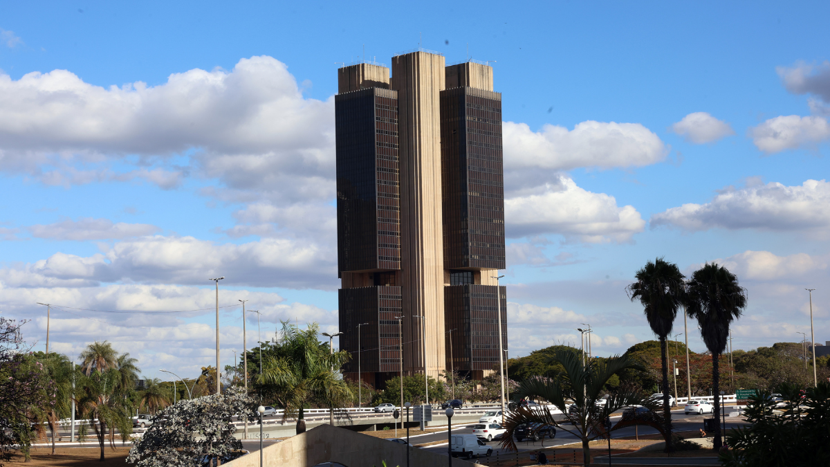 Banco Central Foto panorâmica à distância do edifício do Banco Central