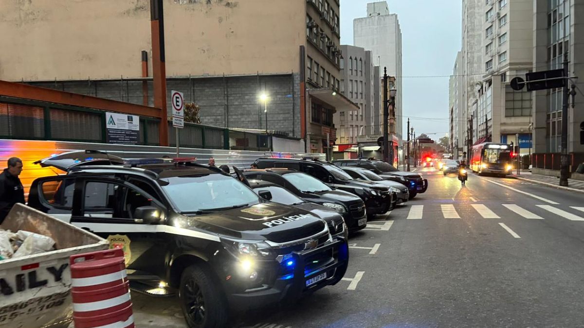 Carros da Polícia Civil Carros da Polícia Civil