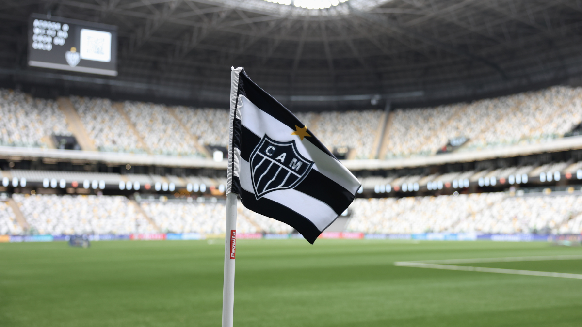 Atlético-MG Bandeira de escanteio contendo o escudo do Atlético-MG