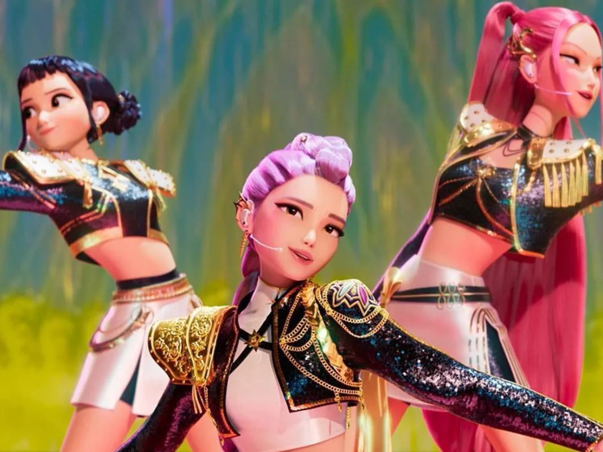 Trecho da animação Guerreiras do K-pop em que aparece três mulheres.